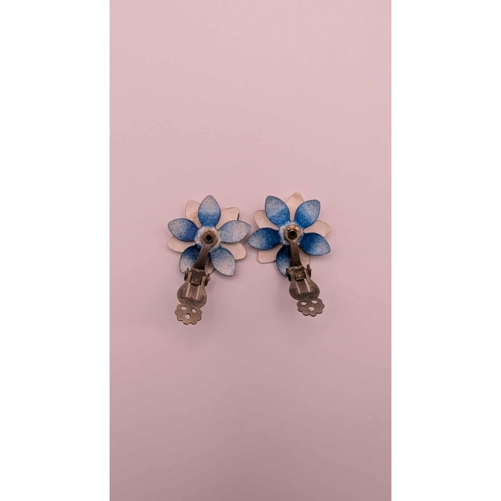 Vintage Japanese Tri Color Flower Clip On Earrings - Picture 3 of 4